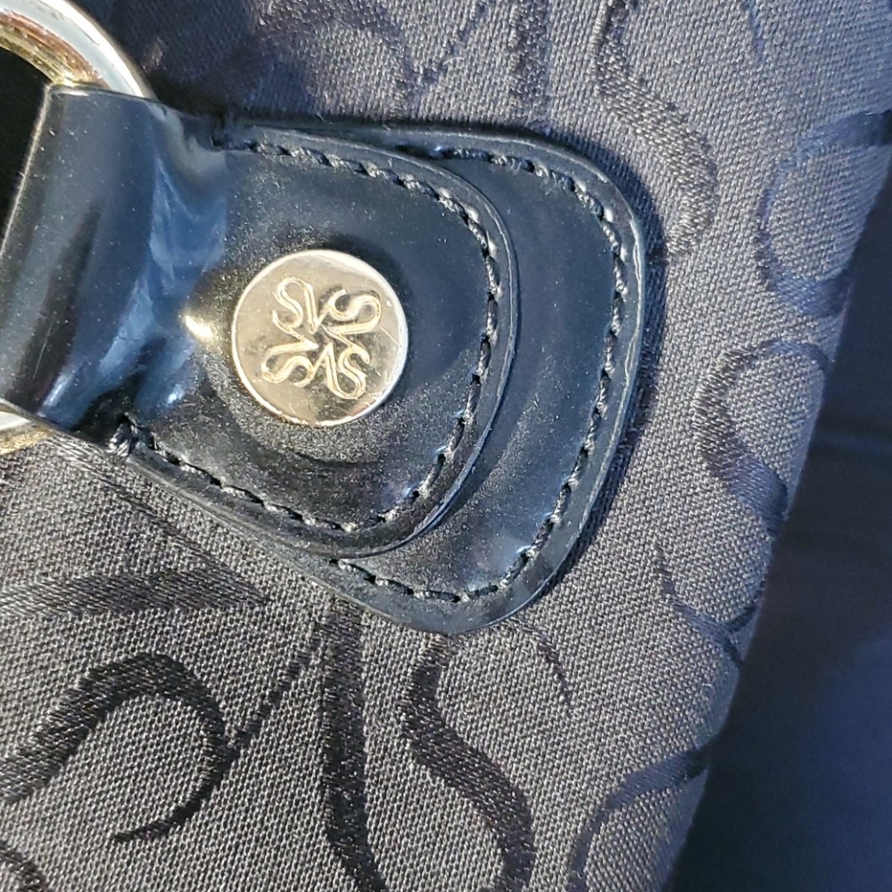 Handbag - Picture 6 of 6
